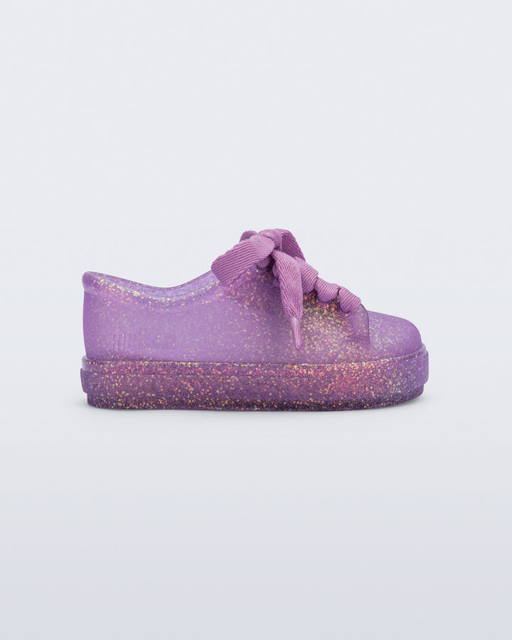 Hip Sneaker