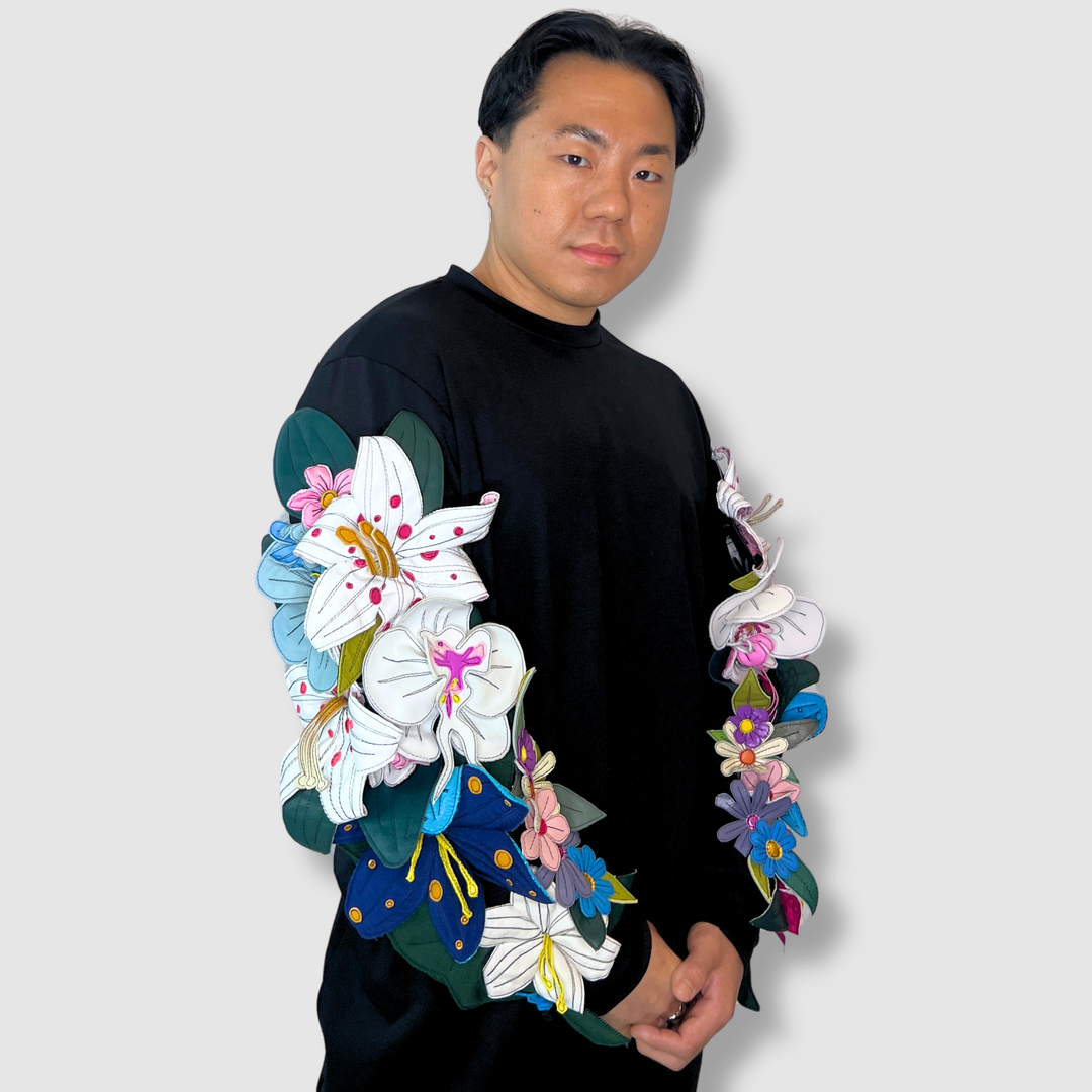 'Full Bloom' crewneck sweatshirt *NEW RELEASE*