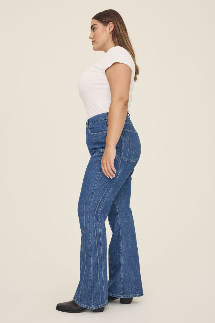 MIA PLUS - FLARE JEANS | PACIFIC