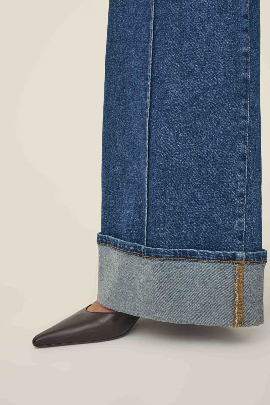 NCE PLUS - WIDE LEG JEANS | CUFF IT
