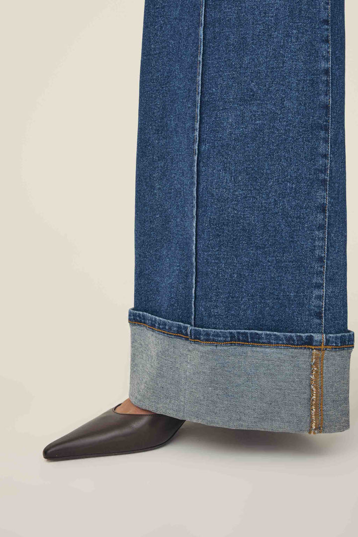 NCE PLUS - WIDE LEG JEANS | CUFF IT
