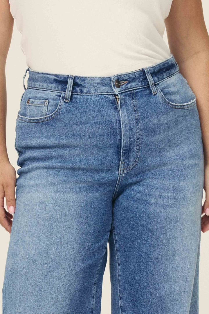 NCE PLUS - WIDE LEG JEANS | WHITE STRIPES
