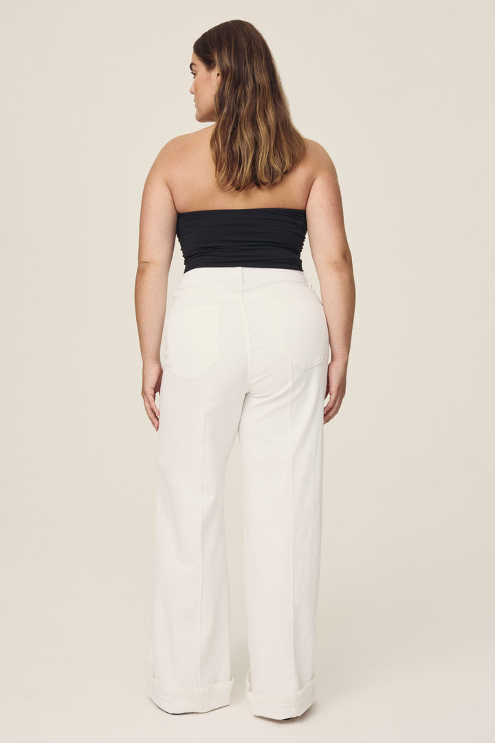 NCE PLUS - WIDE LEG JEANS | OPTIC CUFF