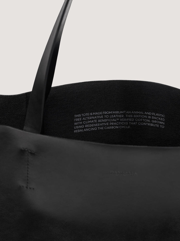 The GAIA Bag—black