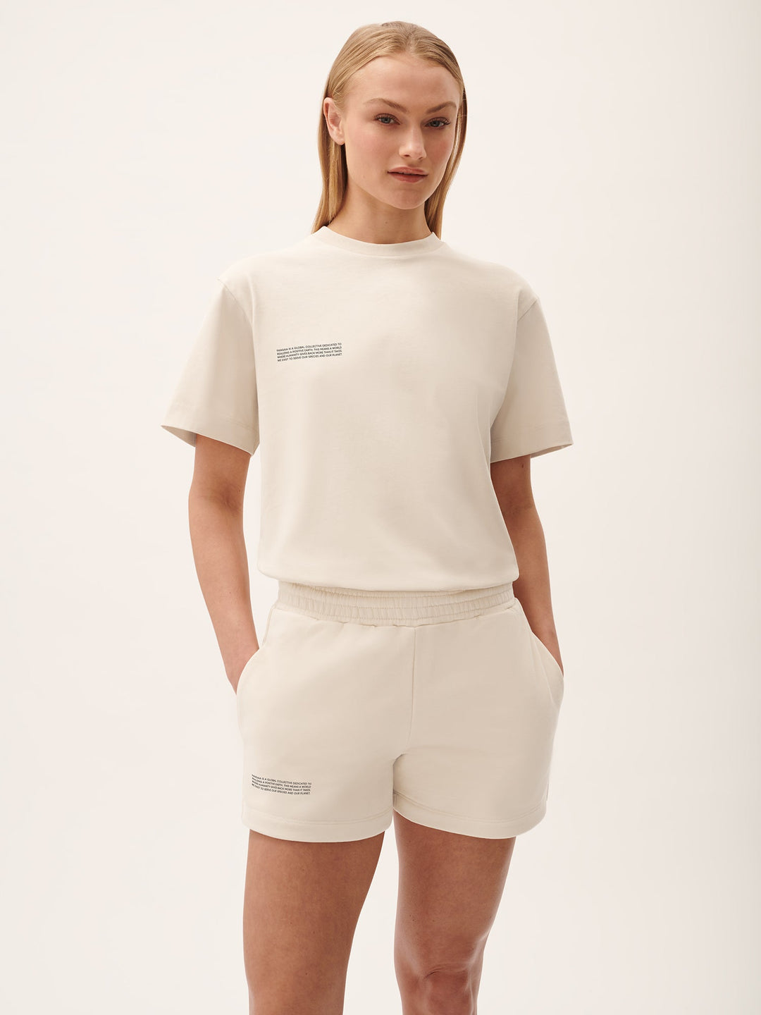Womens 365 Midweight T-shirt—sand