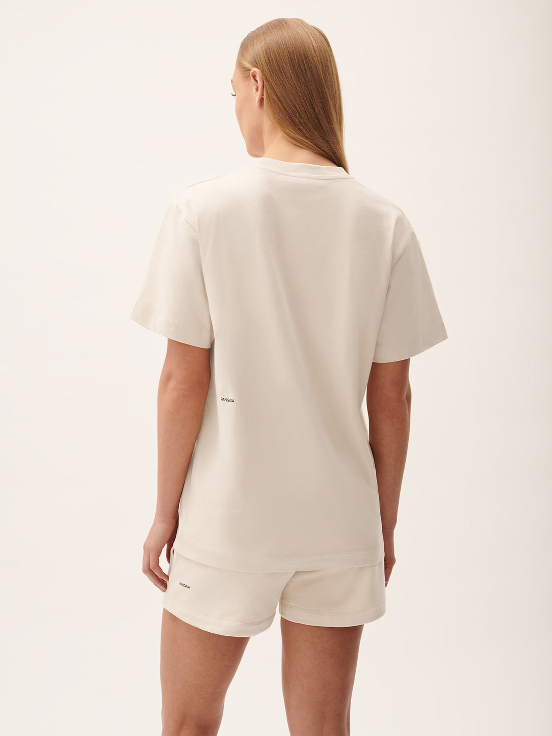 Womens 365 Midweight T-shirt—sand