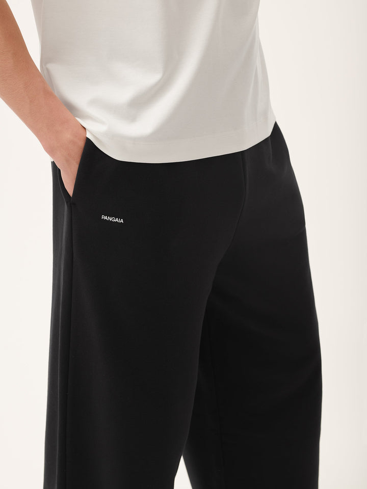Mens 365 Midweight Straight Leg Track Pants—black