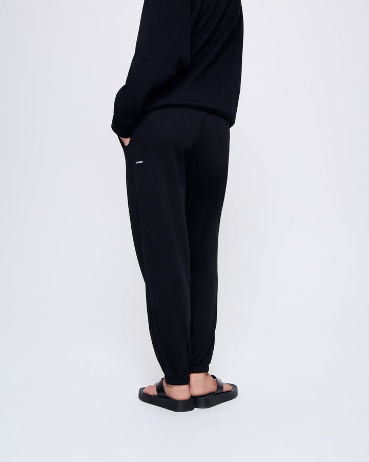 Womens 365 Midweight Track Pants—black