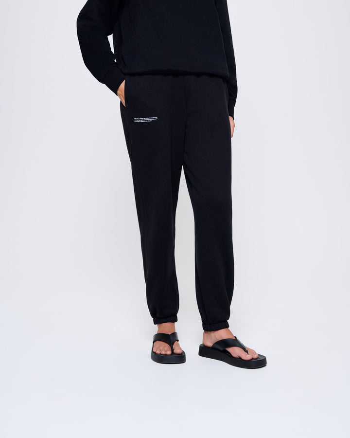 Womens 365 Midweight Track Pants—black