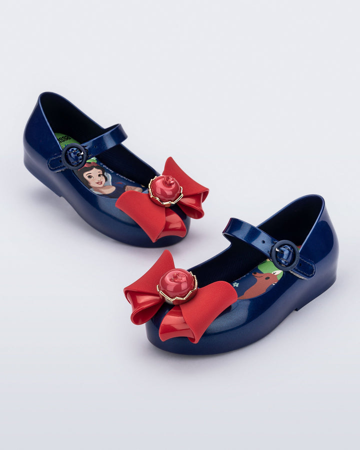 Sweet Love Snow White