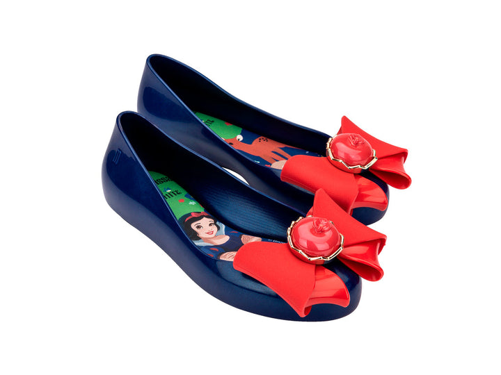 Sweet Love Snow White