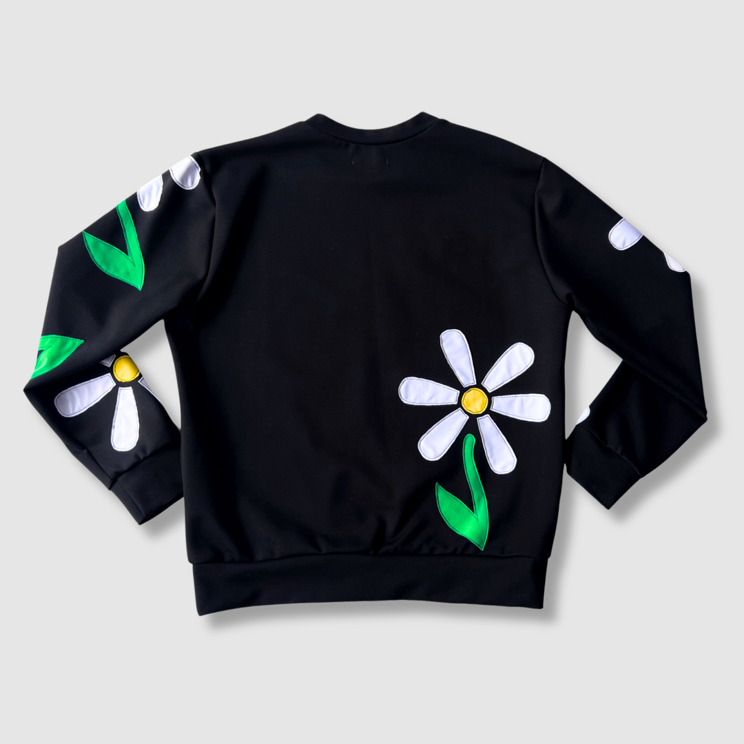'all over daisies' crewneck sweatshirt *NEW RELEASE*