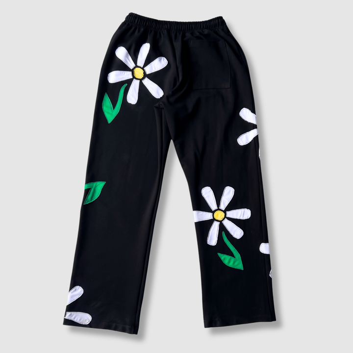 'all over daisies' bundle (crewneck + sweatpants) *NEW RELEASE*