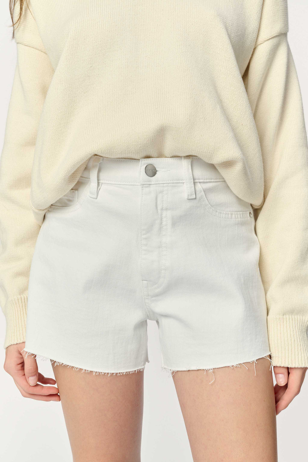 VVI - RELAXED JEAN SHORT  | OPTIC