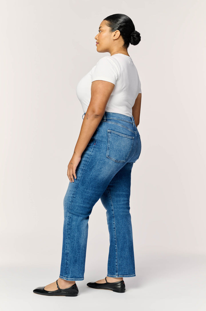 ASE PLUS - STRAIGHT JEANS | EVERAFTER