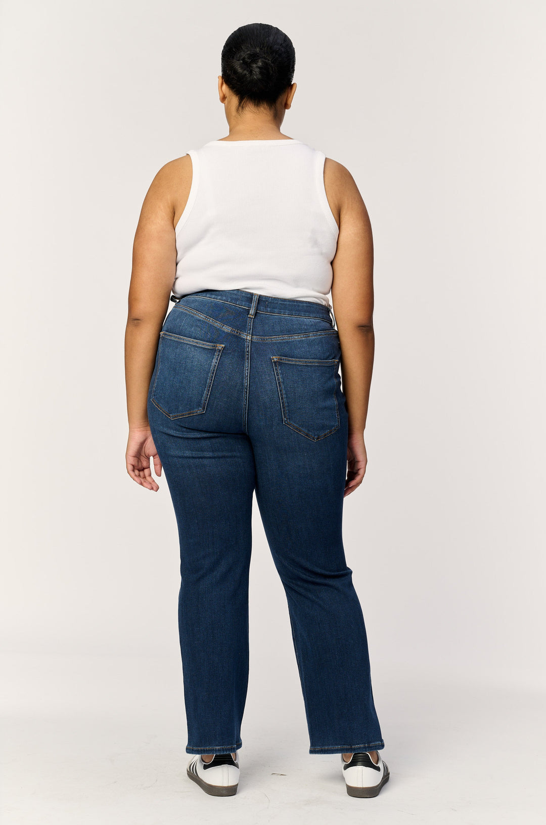 ASE PLUS STRETCH - STRAIGHT | VROOM