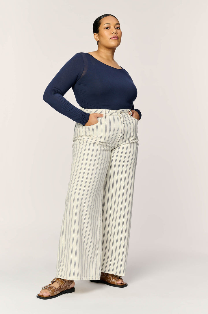 NCE PLUS - RELAXED WIDE LEG JEANS | STRIPED CLOUD