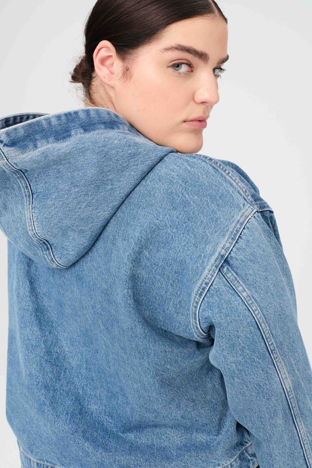 VIE PLUS - DENIM HOODIE | TUNNEL VISION