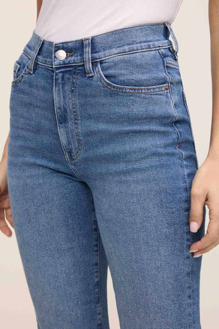 ASE - STRAIGHT JEANS | EVERAFTER