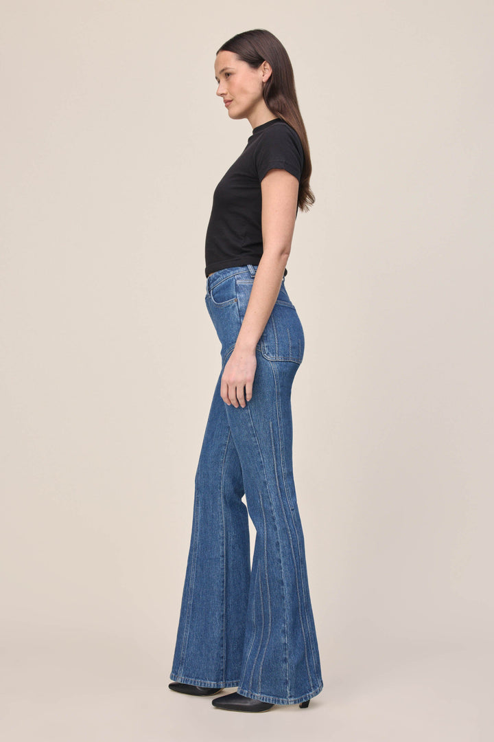 MIA - FLARE JEANS | PACIFIC