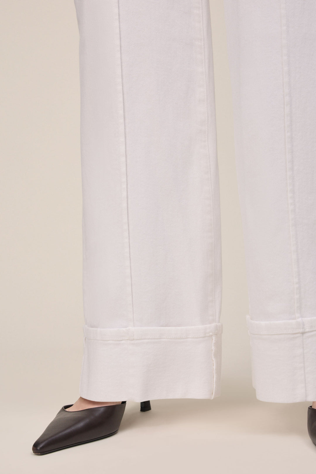 NCE - WIDE LEG JEANS | OPTIC CUFF