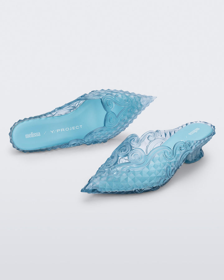 Court Shoe