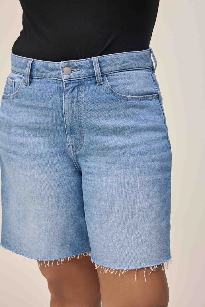 MTY PLUS - 90's JEAN SHORT | GIRLFRIEND