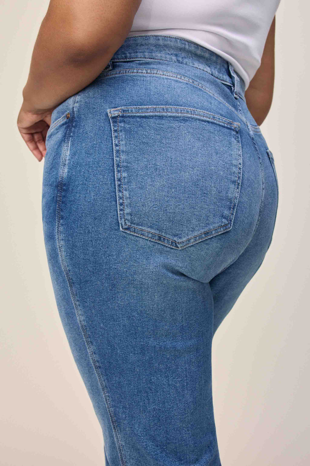 SAT PLUS - 90'S STRAIGHT JEANS | HIGH ROAD