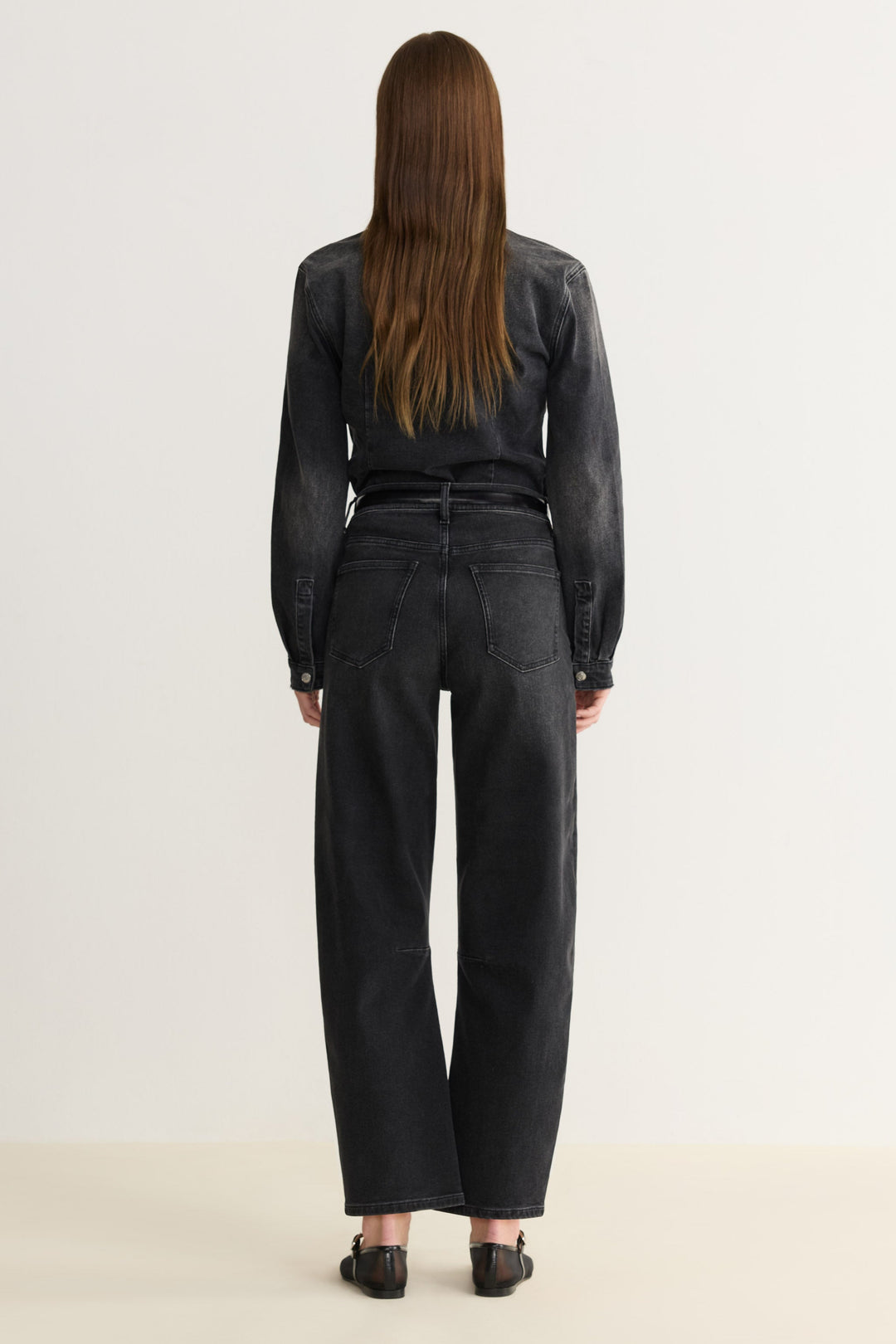 BNA - SOFT CURVE BARREL JEANS | IN THE NIGHT