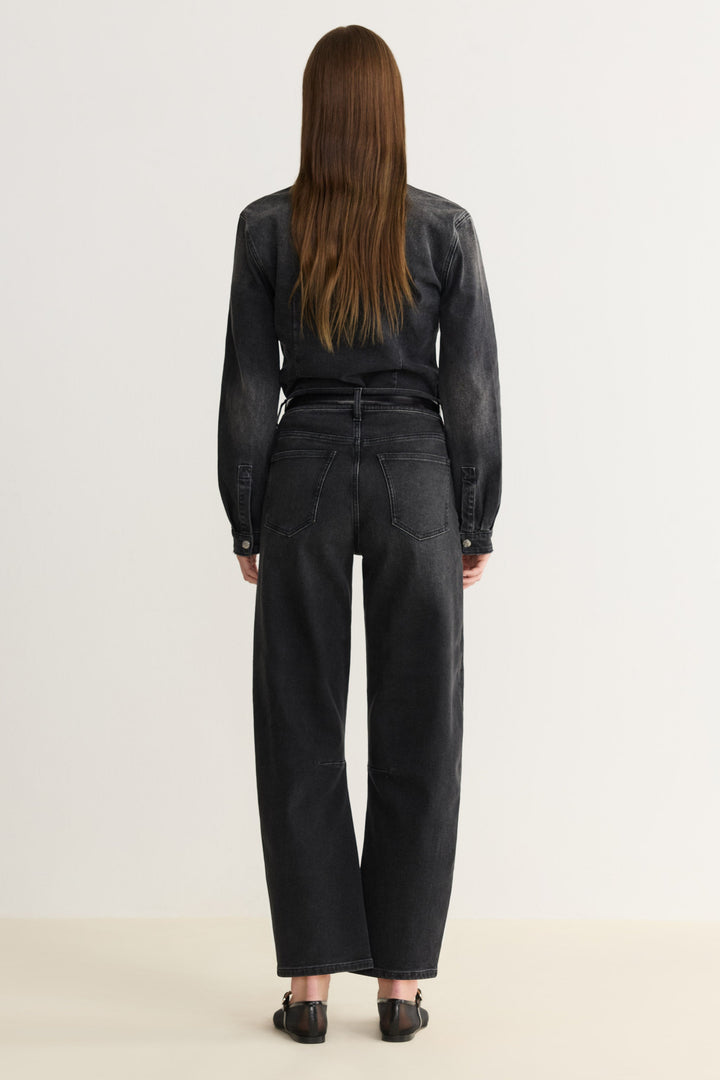 BNA - SOFT CURVE BARREL JEANS | IN THE NIGHT