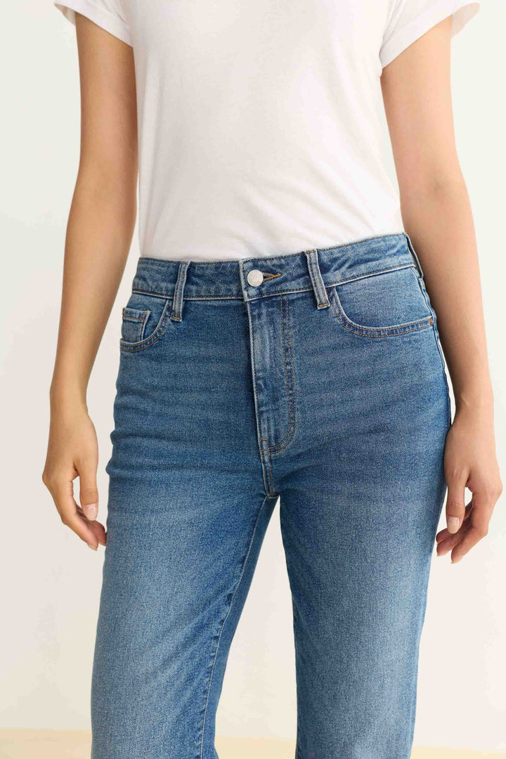 NAO - HIGH RISE BOOTCUT JEANS | EVERAFTER