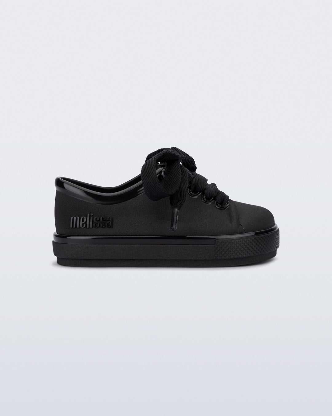 Hip Sneaker