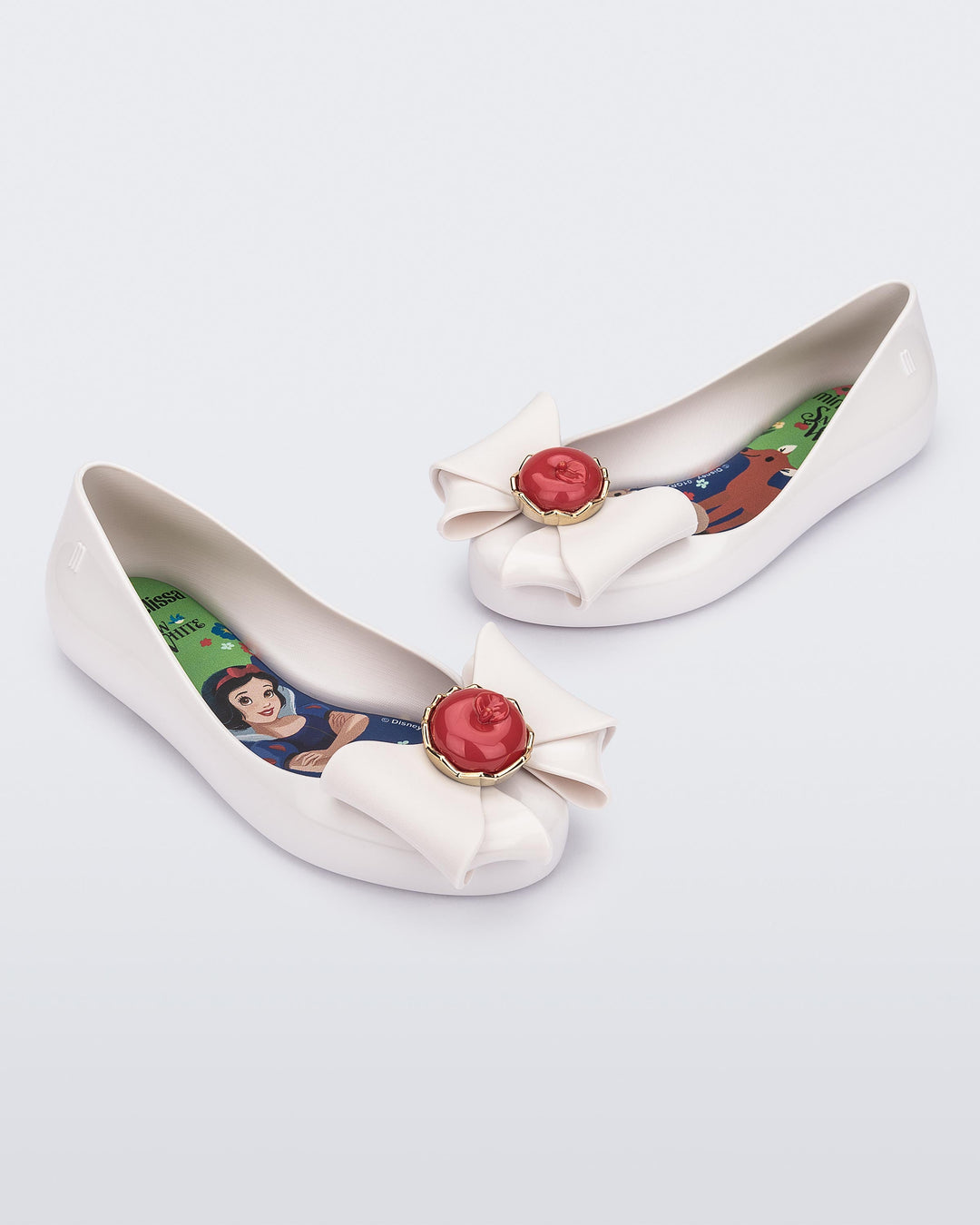 Sweet Love Snow White