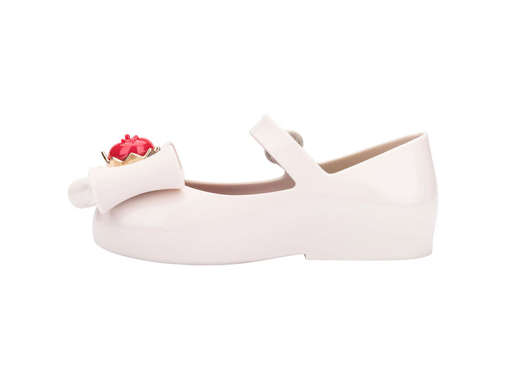 Sweet Love Snow White
