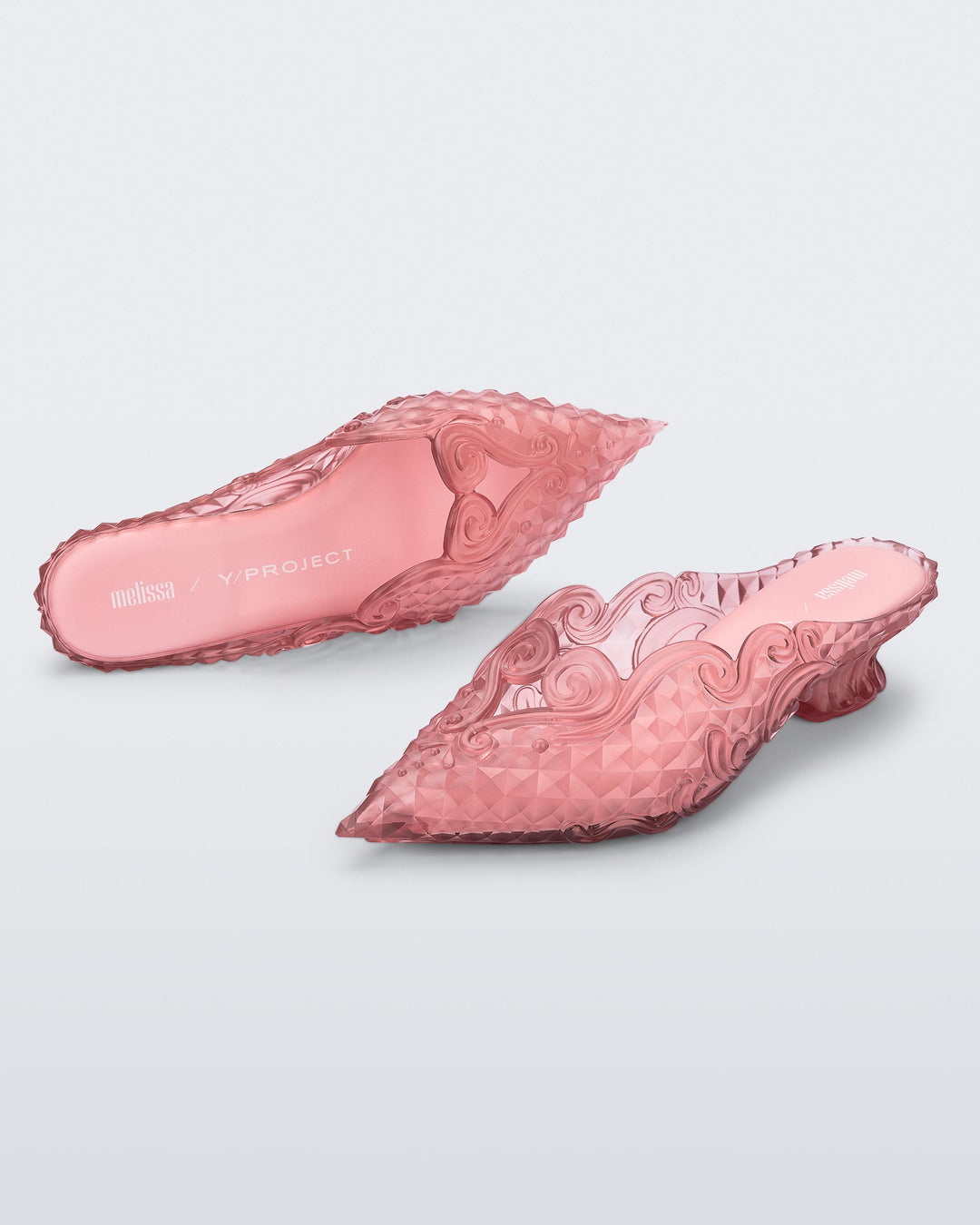 Court Shoe