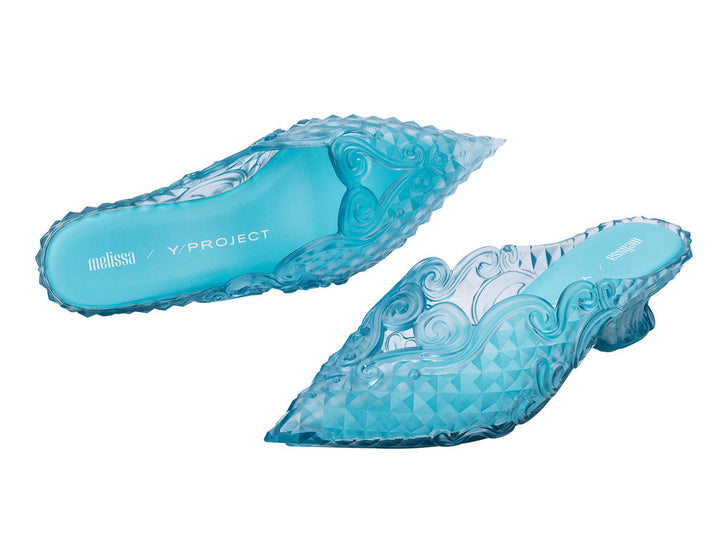 Court Shoe