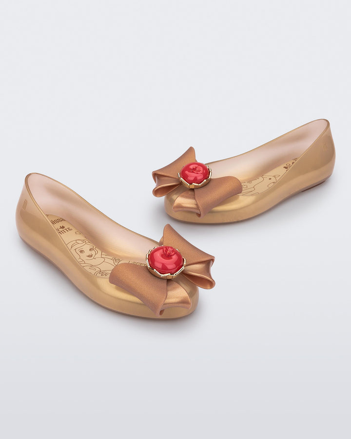 Sweet Love Snow White