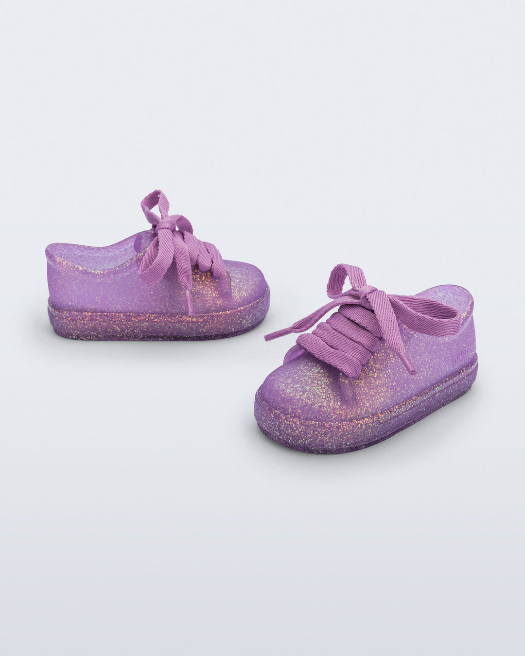 Hip Sneaker