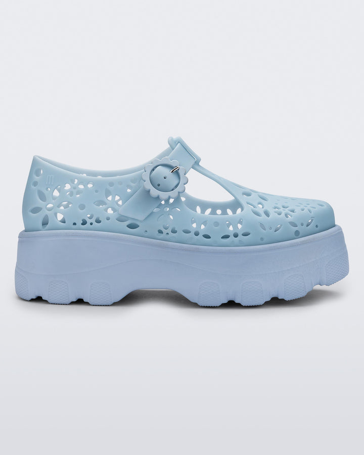 Kick Off Lace