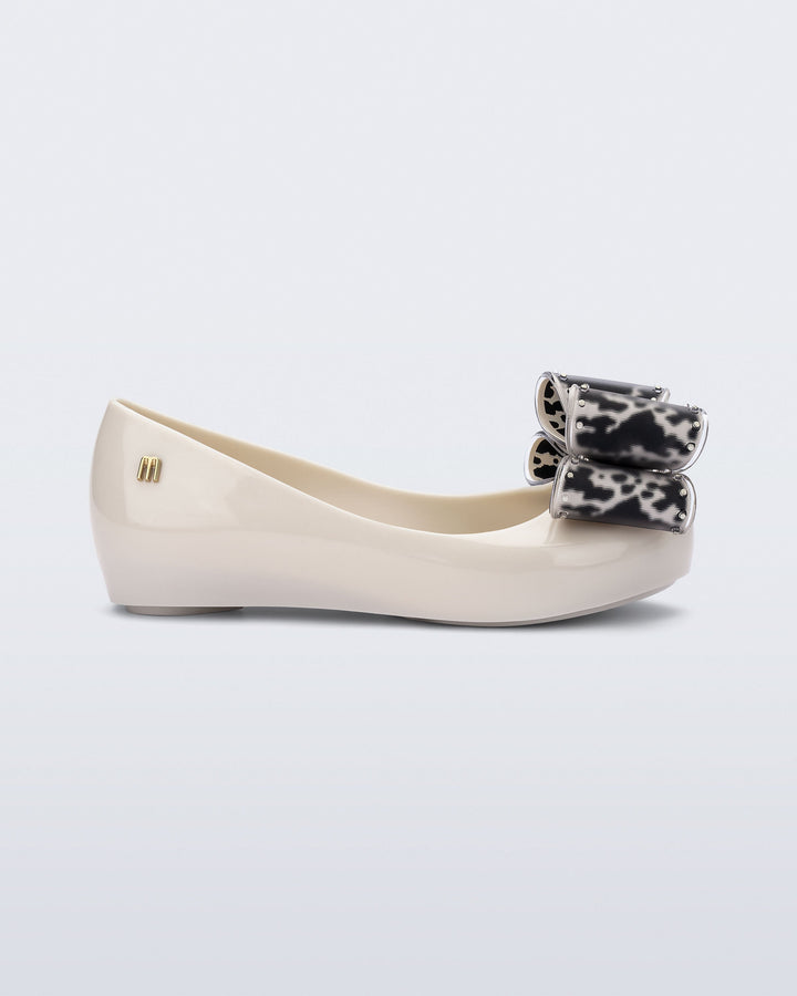 Ultragirl Classic Bow
