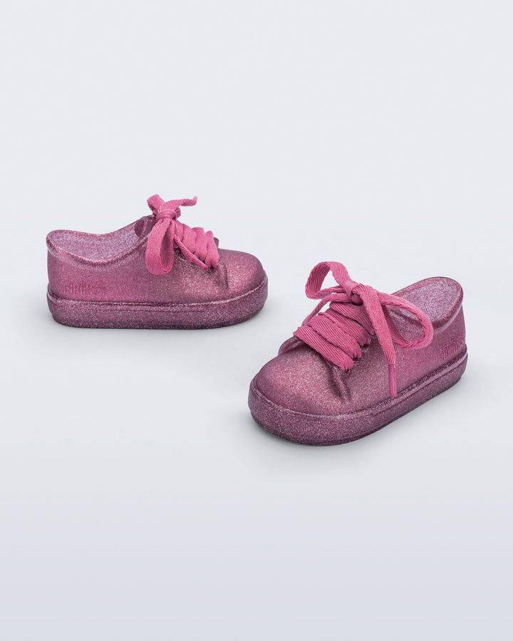 Hip Sneaker