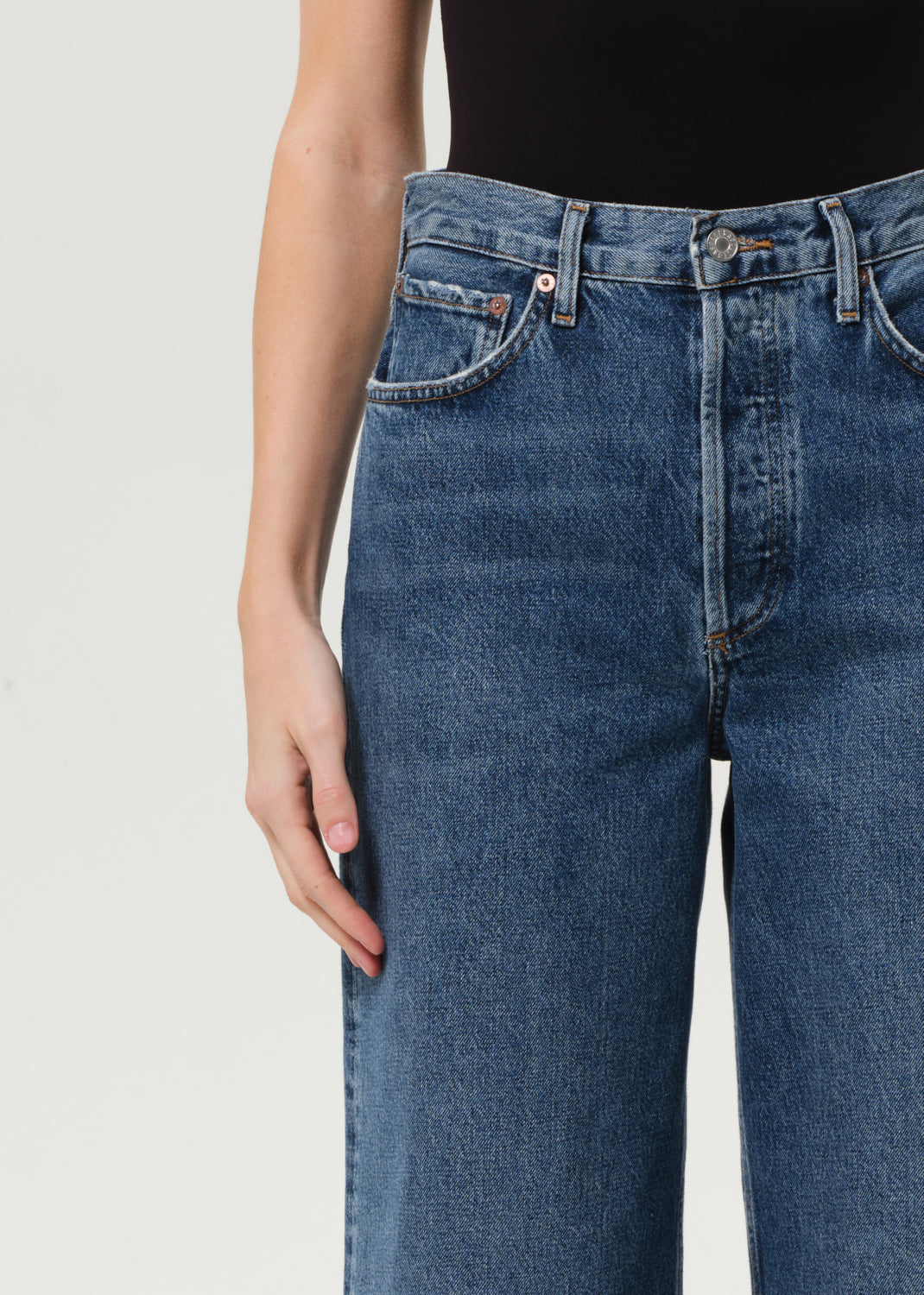 Dame High Rise Wide Leg Cut Hem in Control
