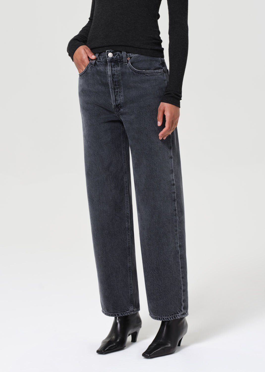 Henson Jean in Symbolic