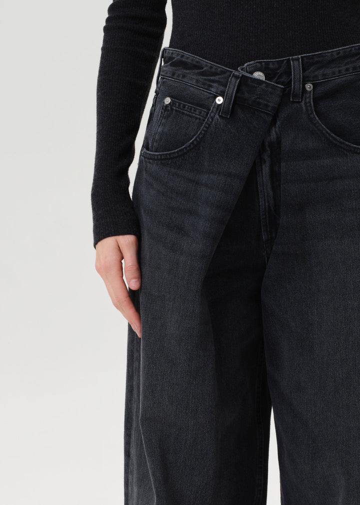 Vana Fold Jean in Arcane