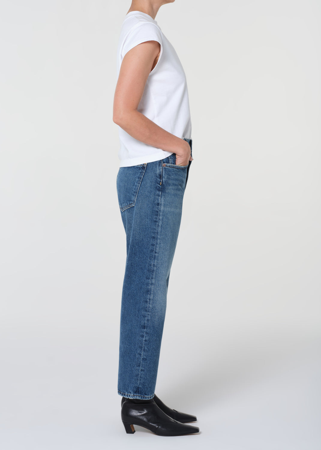 90's Crop Mid Rise Straight Petite in Bounty