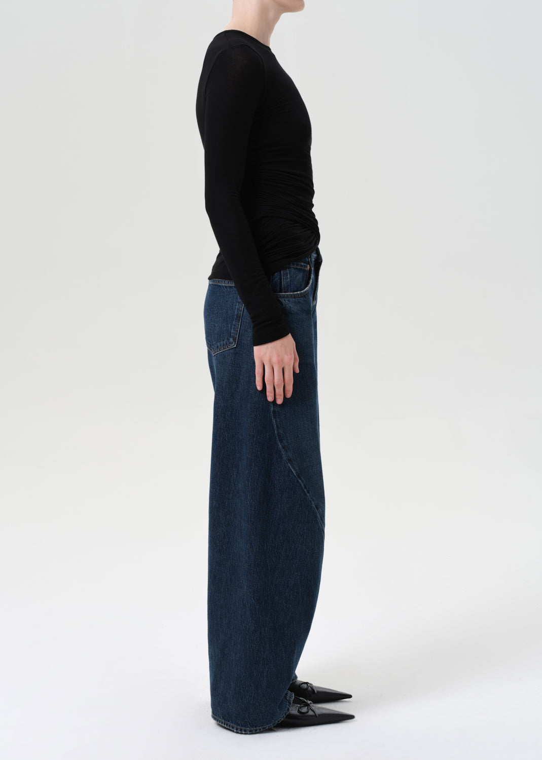 Twist Jean in Nexus