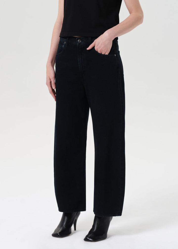 Low Curve Crop Jean in Crushed