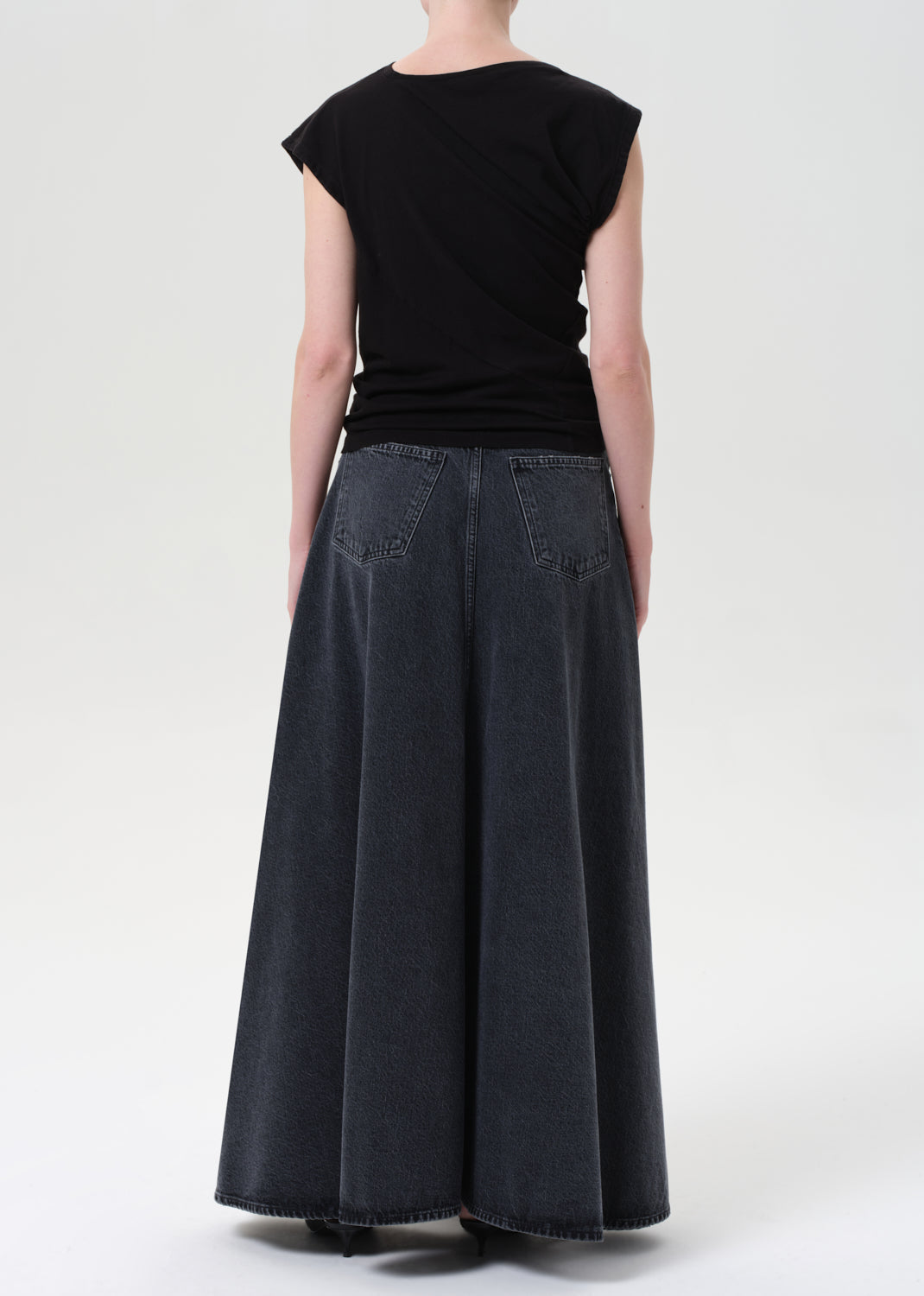 Odin Skirt in Symbolic