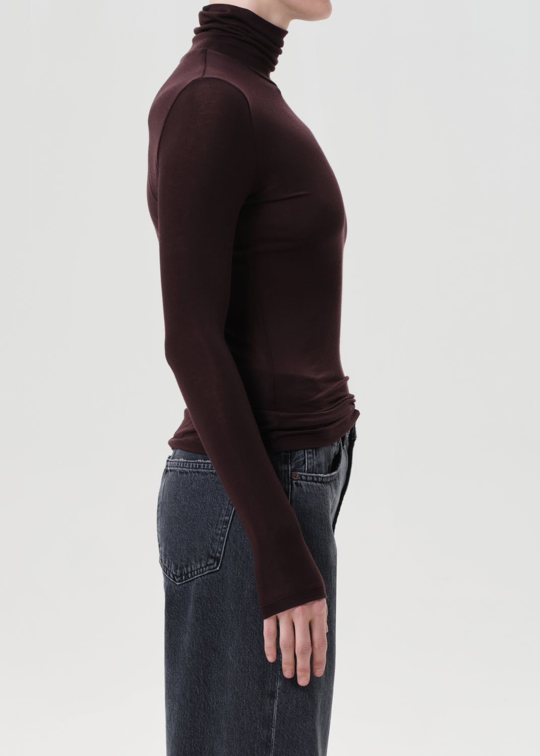 Pascale Turtleneck in Root