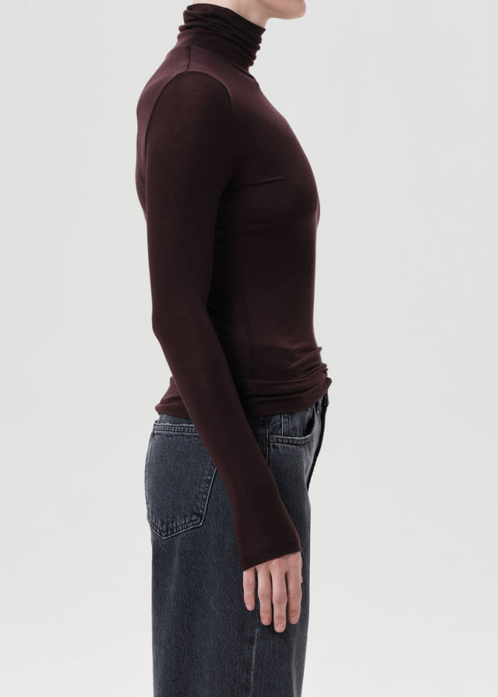 Pascale Turtleneck in Root